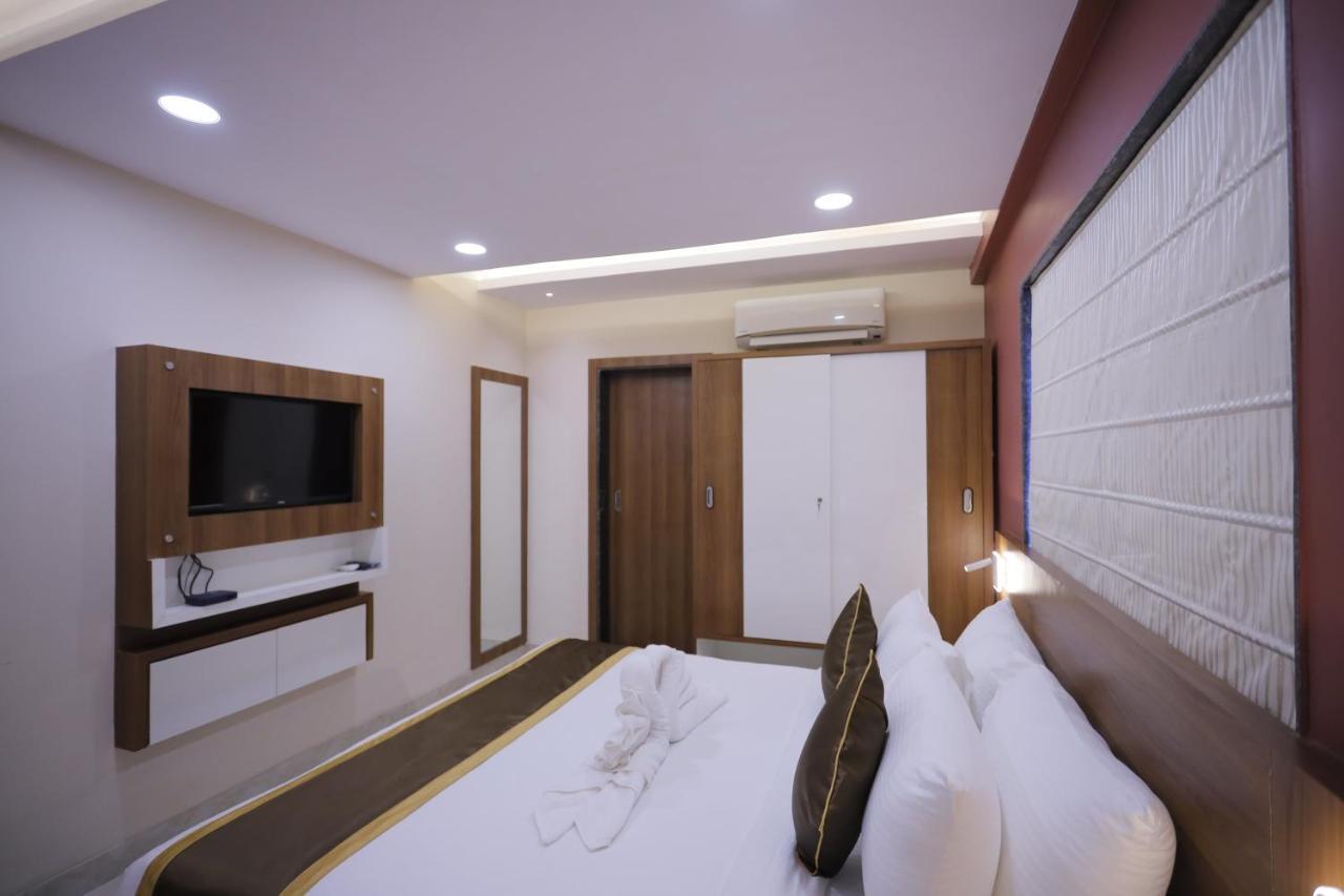 The Avenue Hotel Ballygunge Calcutta  Esterno foto