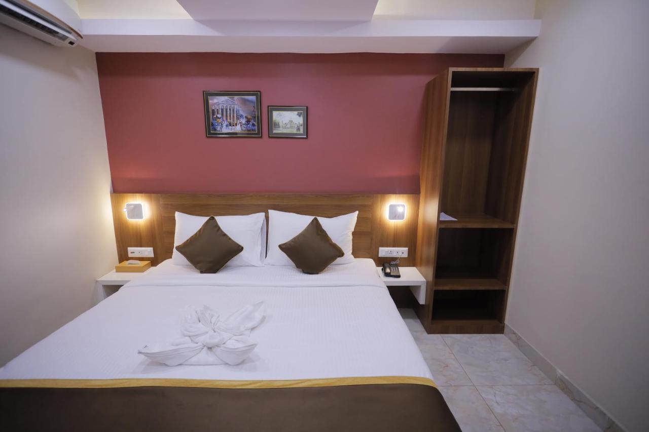 The Avenue Hotel Ballygunge Calcutta  Esterno foto