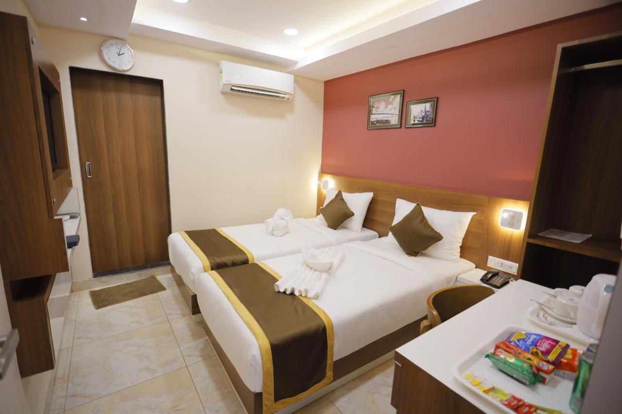 The Avenue Hotel Ballygunge Calcutta  Esterno foto